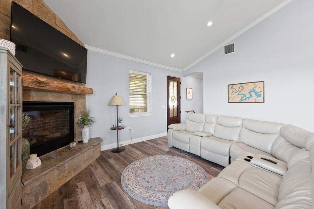 3 Bedroom Single Family Home/House's Image 15