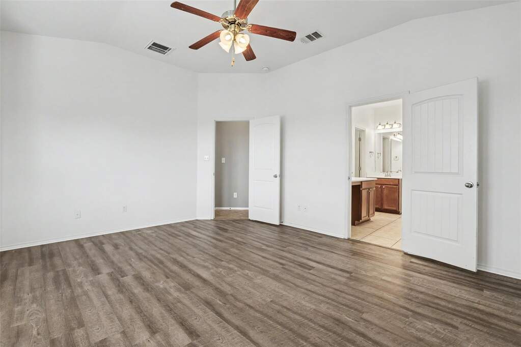 4 Bedroom Apartment/Flat's Image 19