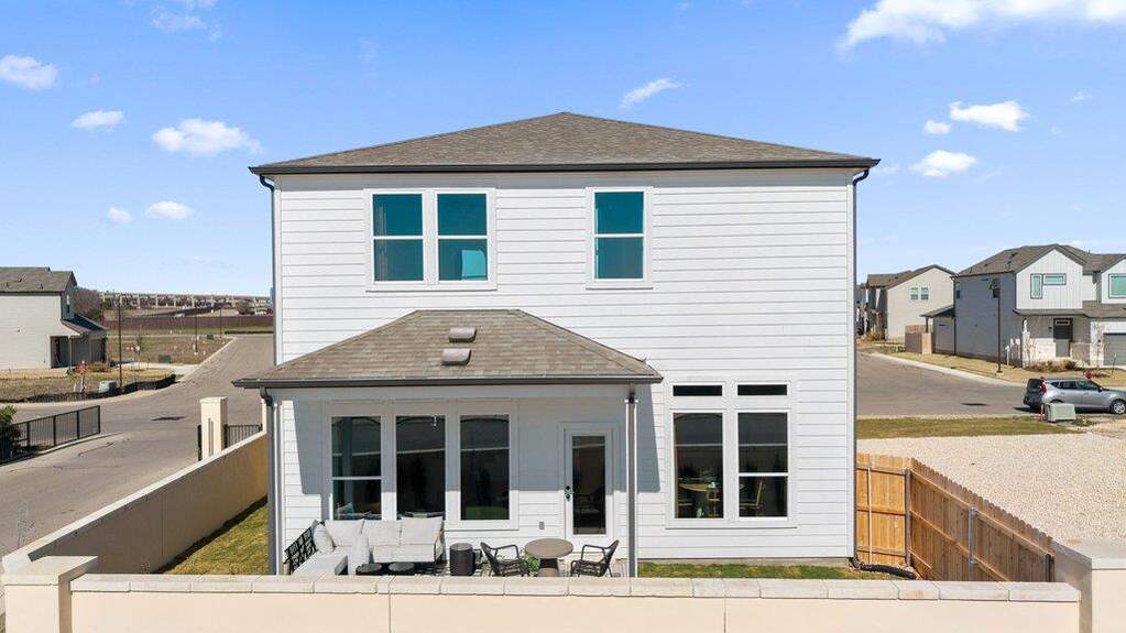 3 Bedroom Single Family Home/House's Image 17
