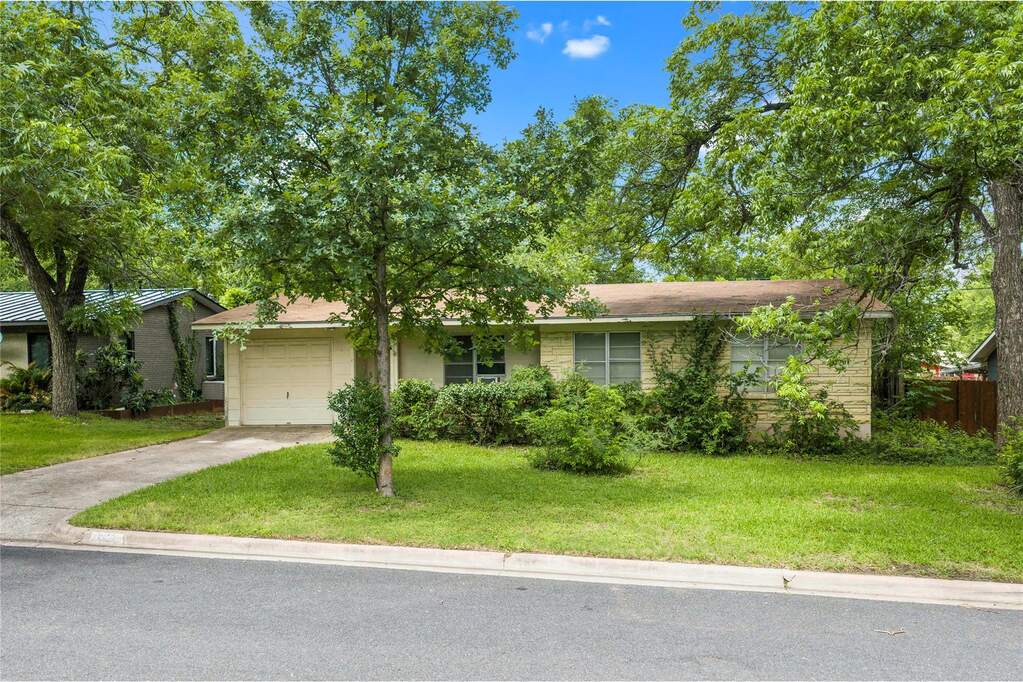 3 Bedroom Single Family Home/House's Image 7