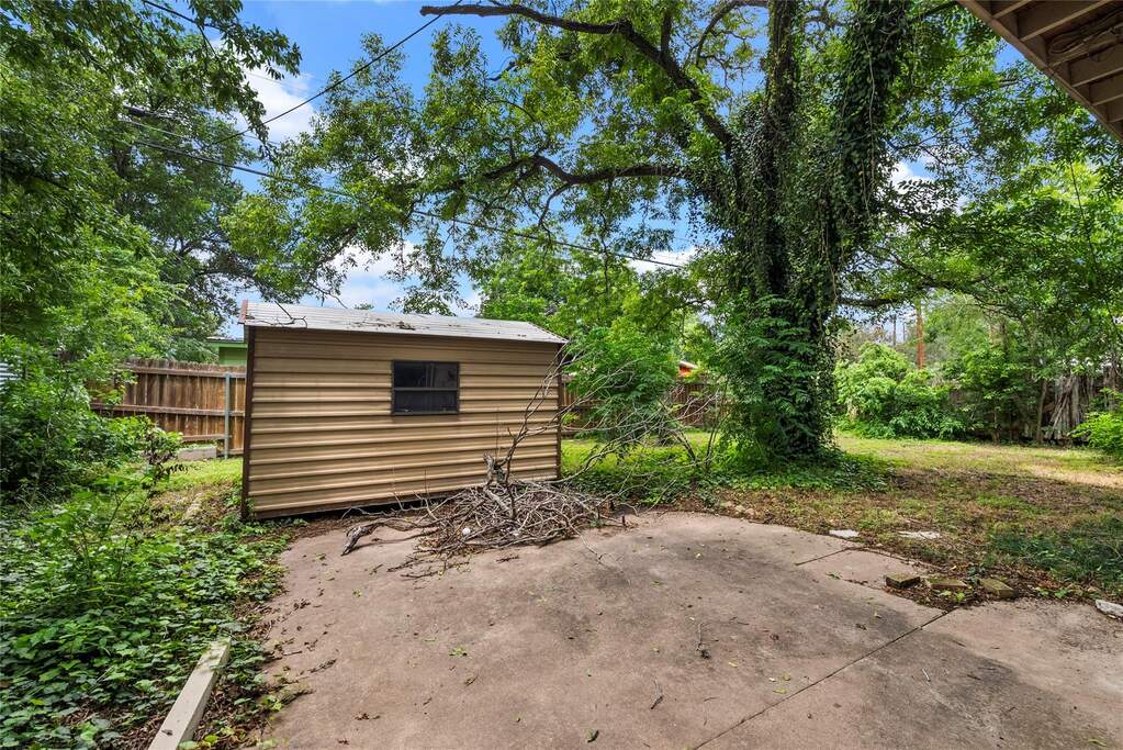 3 Bedroom Single Family Home/House's Image 5