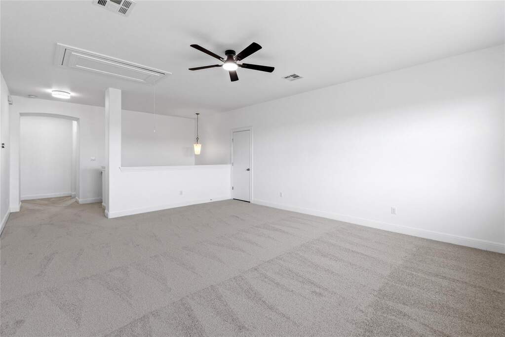 4 Bedroom Single Family Home/House's Image 15