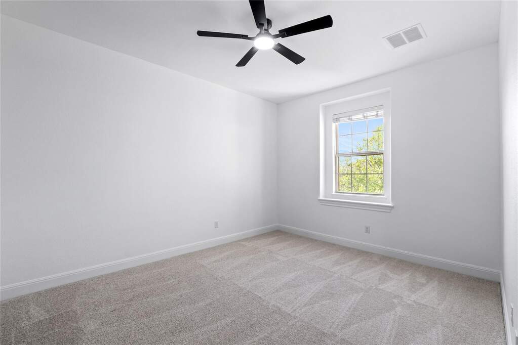 4 Bedroom Single Family Home/House's Image 20