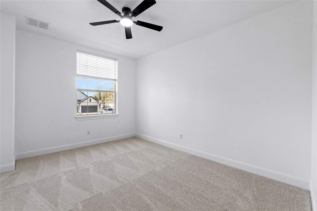 4 Bedroom Single Family Home/House's Image 22
