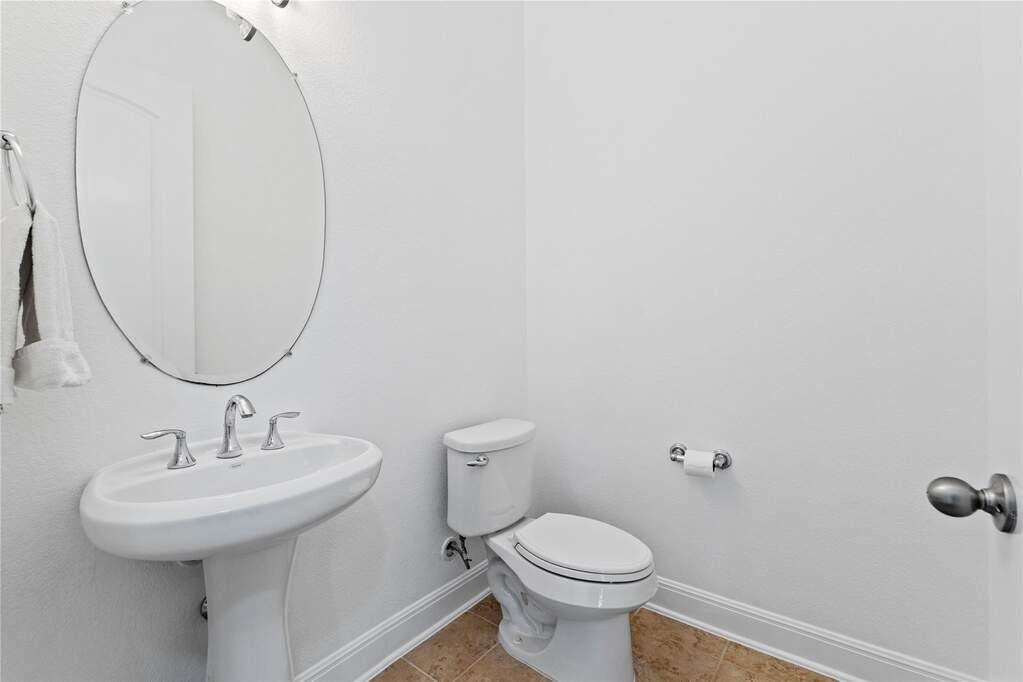 4 Bedroom Single Family Home/House's Image 23
