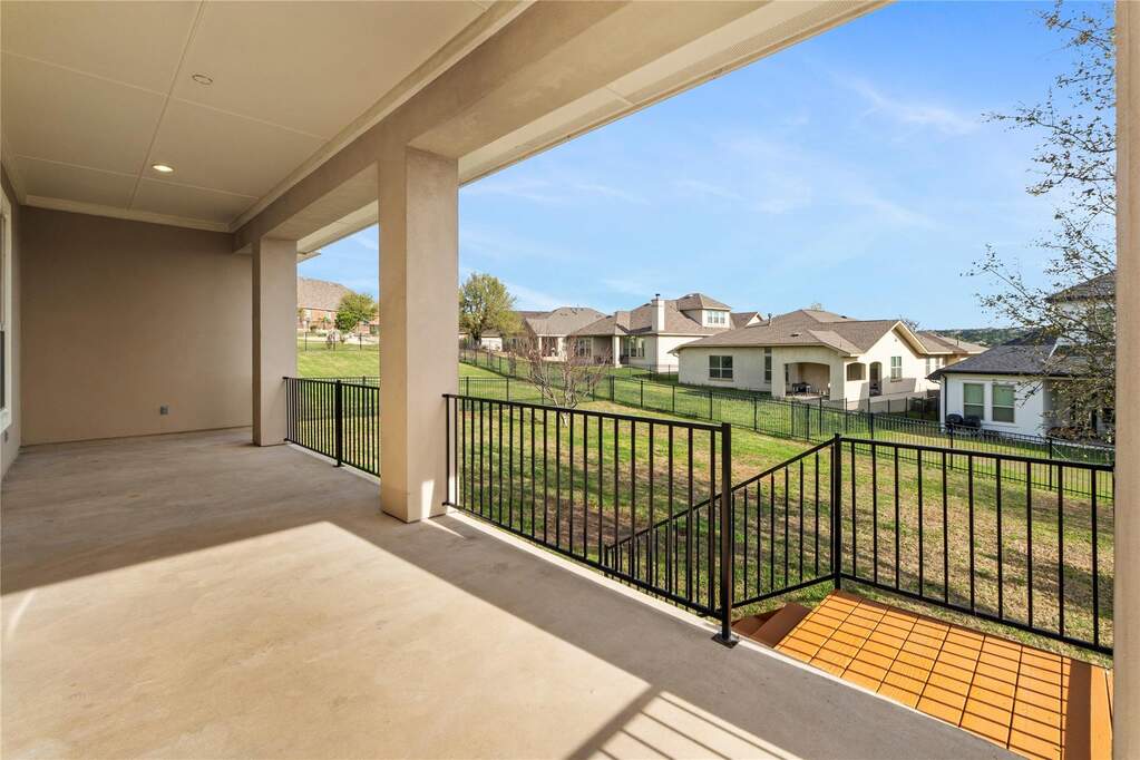 4 Bedroom Single Family Home/House's Image 25