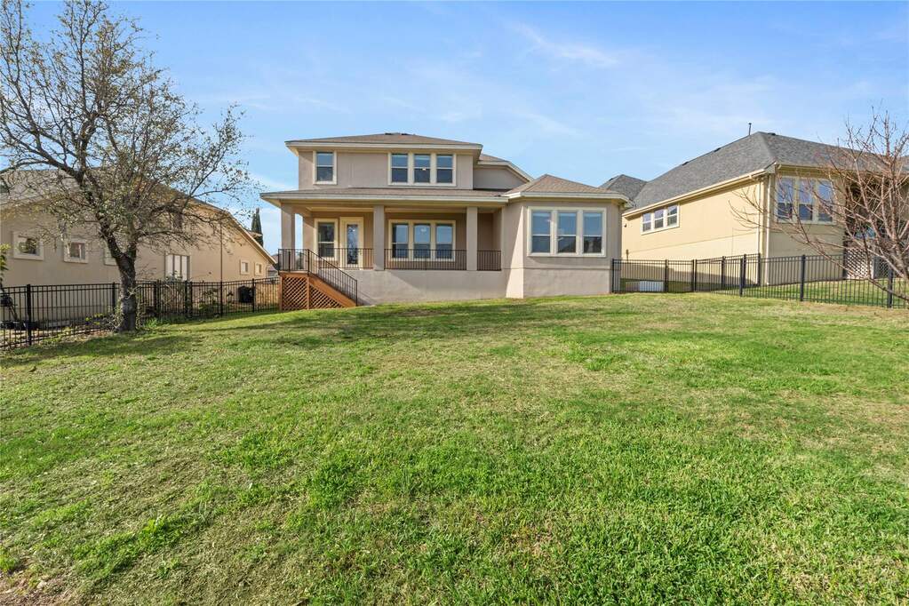 4 Bedroom Single Family Home/House's Image 26