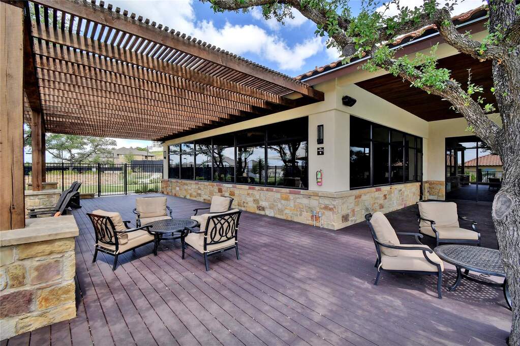 4 Bedroom Single Family Home/House's Image 34