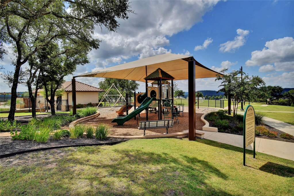 4 Bedroom Single Family Home/House's Image 37