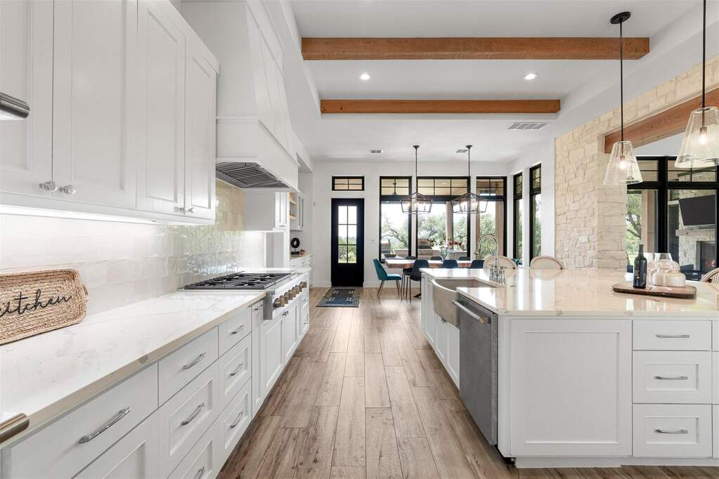 4 Bedroom Single Family Home/House's Image 14