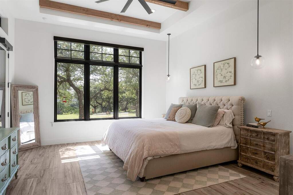 4 Bedroom Single Family Home/House's Image 19