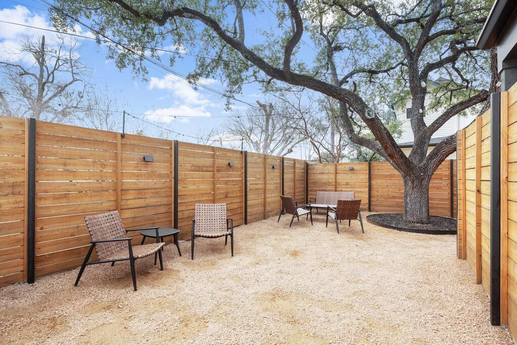 2 Bedroom Single Family Home/House's Image 10