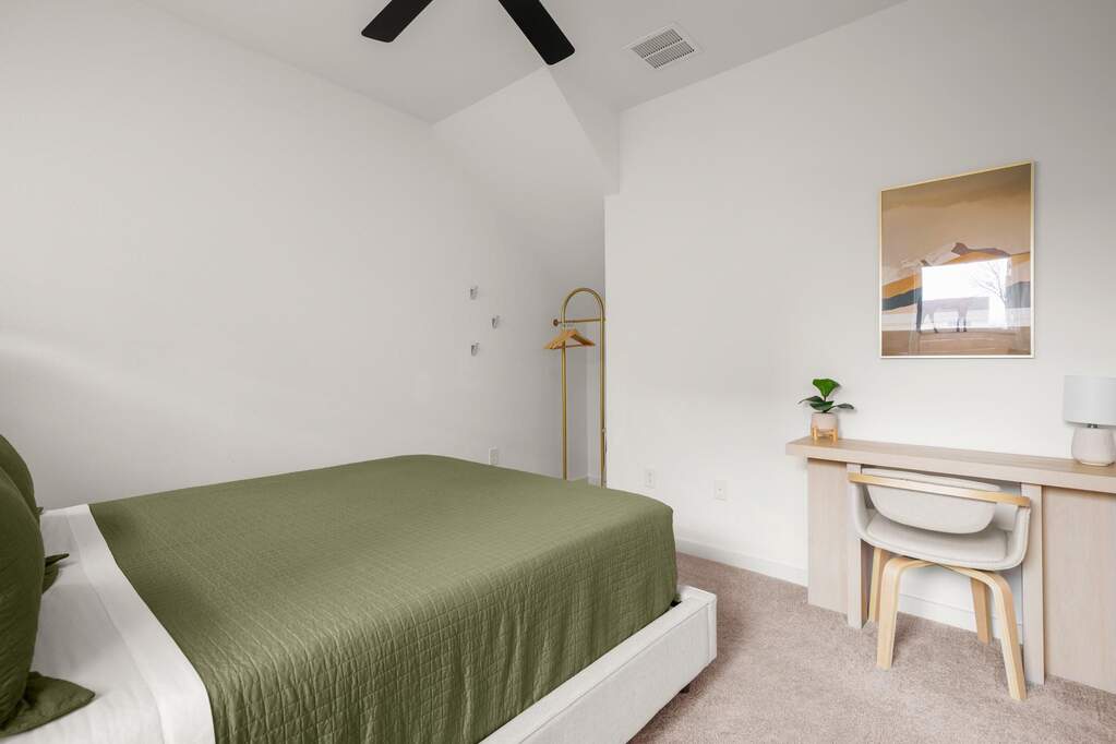 2 Bedroom Single Family Home/House's Image 4