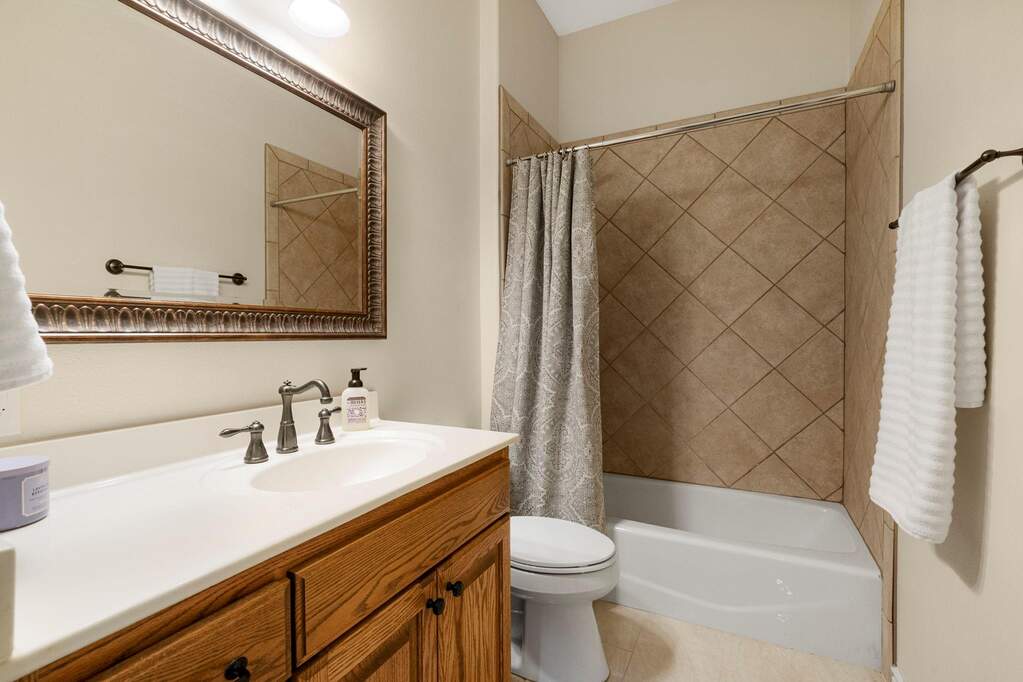 2 Bedroom Single Family Home/House's Image 27