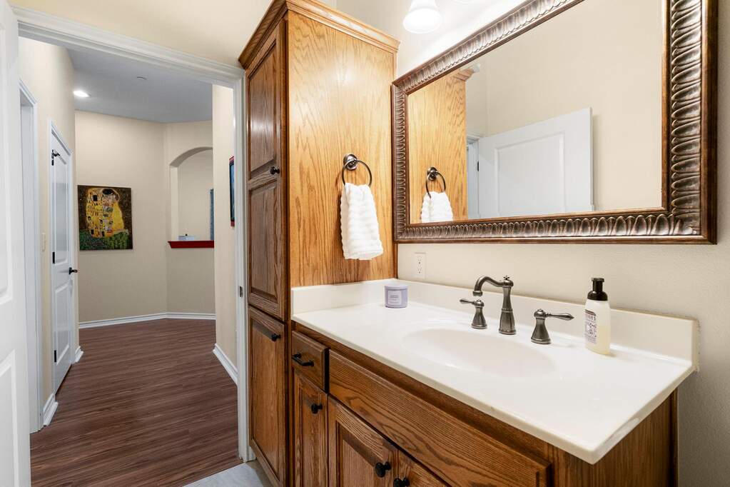 2 Bedroom Single Family Home/House's Image 28