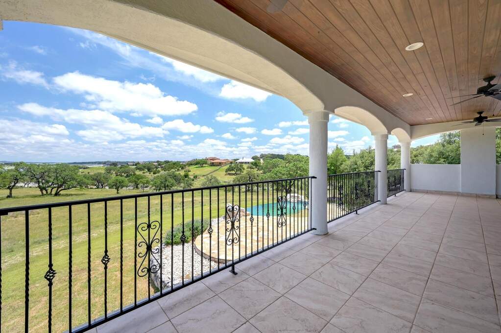 4 Bedroom Single Family Home/House's Image 20