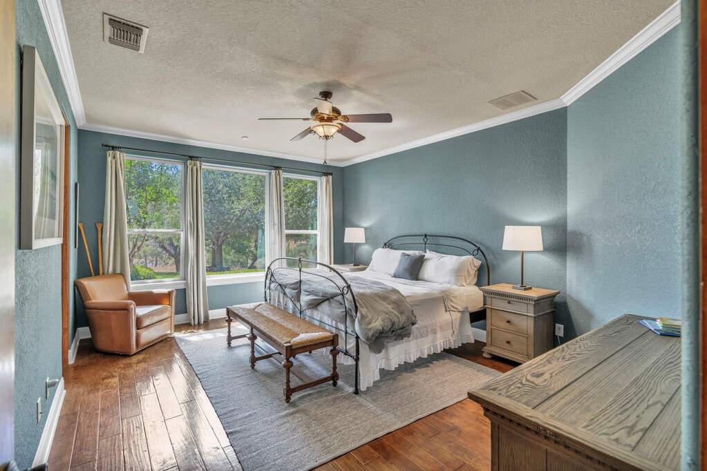 4 Bedroom Single Family Home/House's Image 25