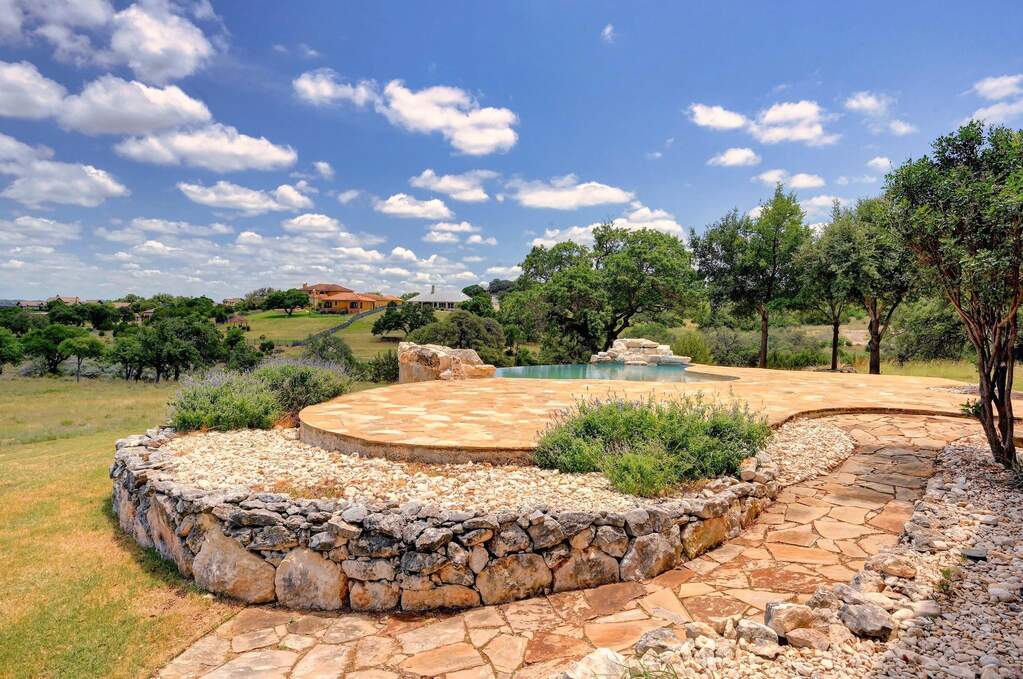 4 Bedroom Single Family Home/House's Image 29