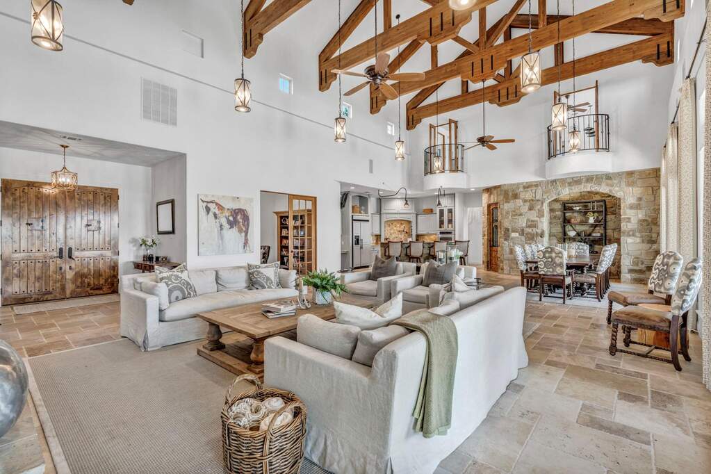 4 Bedroom Single Family Home/House's Image 3