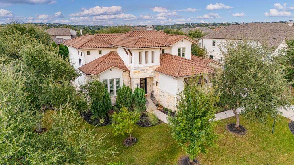 5 Bedroom Single Family Home/House's Image 27