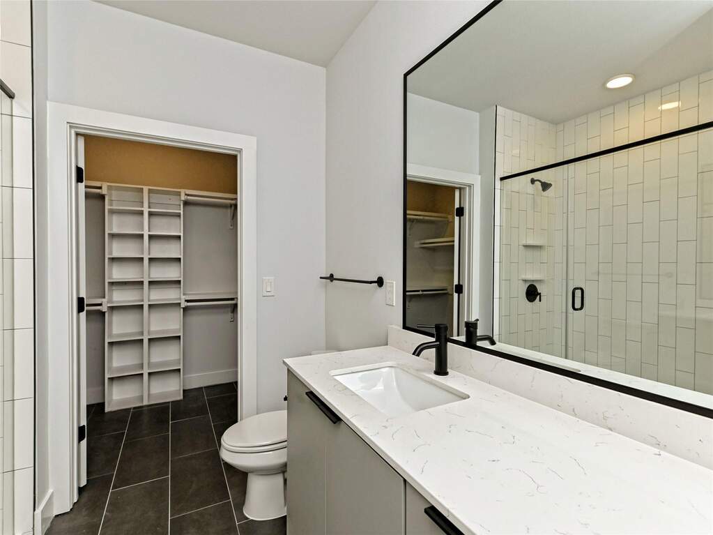 2 Bedroom Apartment/Flat's Image 4