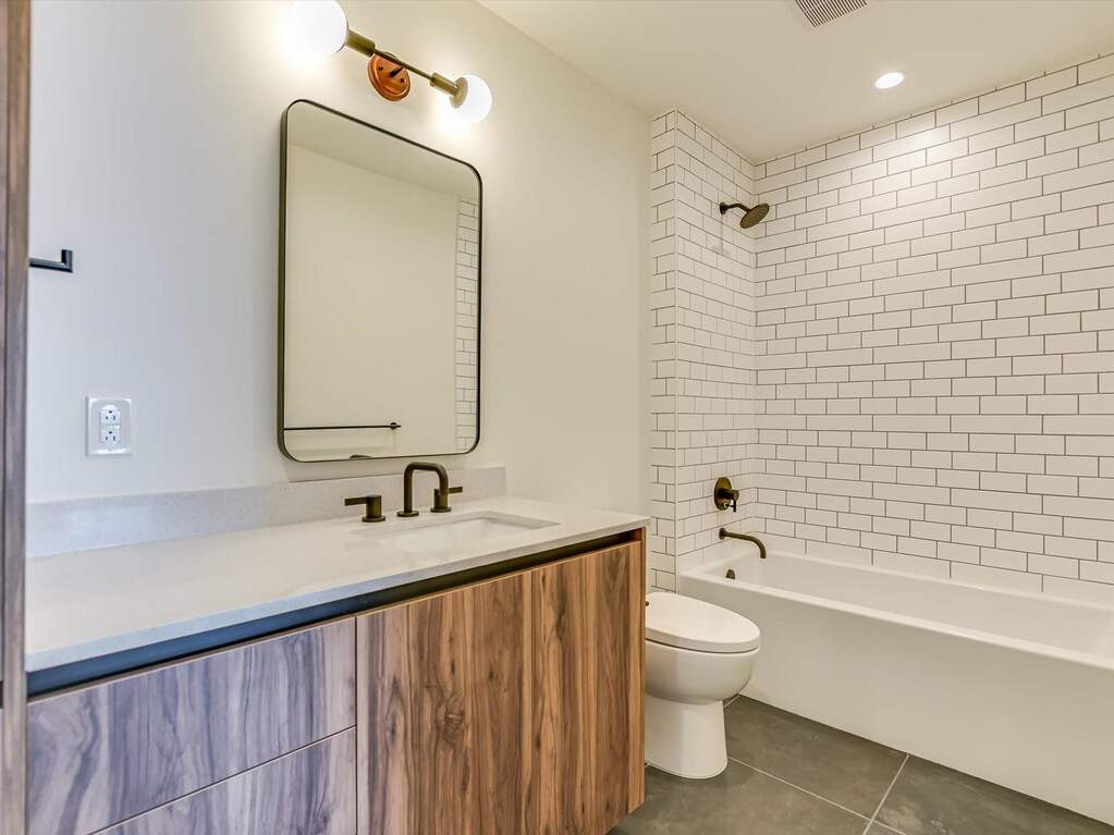 2 Bedroom Apartment/Flat's Image 5