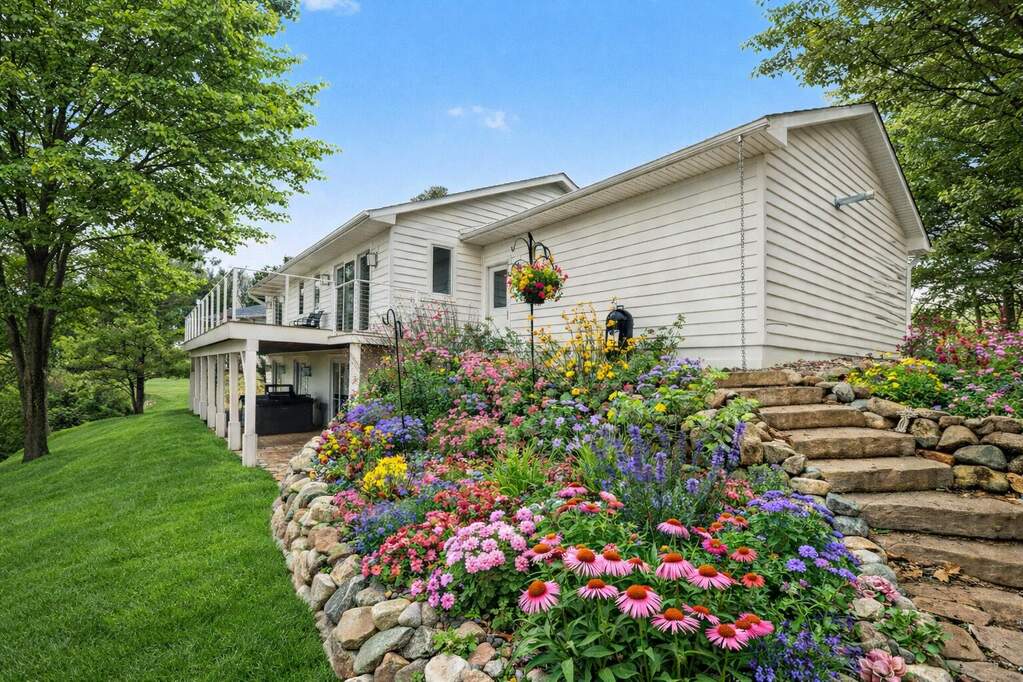 3 Bedroom Single Family Home/House's Image 25