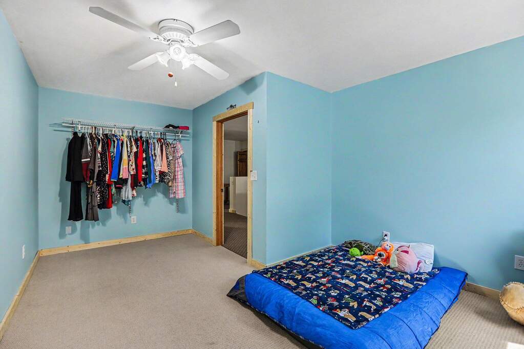 4 Bedroom Single Family Home/House's Image 16